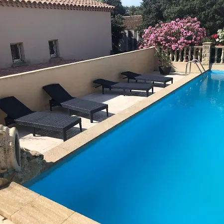 L'ensoleillade Du Pont Du Gard Vers Pont du Gard